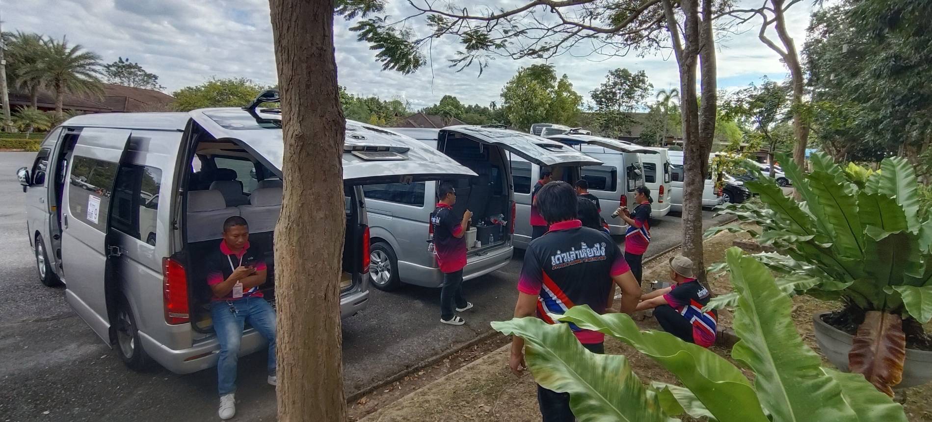 บริการรถตู้กองถ่าย